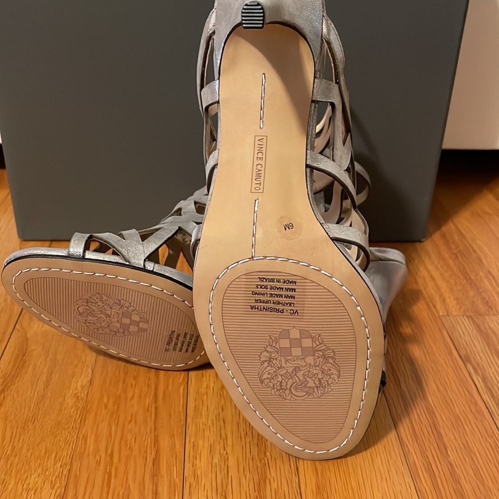 Vince camuto open toe heels. - Picture 5 of 10